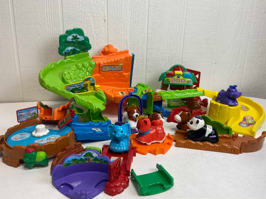 used VTech Grow And Discover Tree House, and Zoo and ALL animals