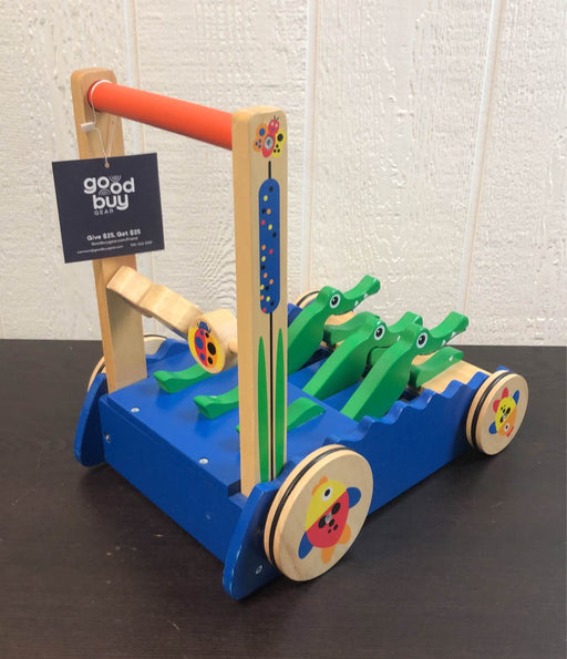 used Melissa & Doug Chomp and Clack Alligator Push Toy