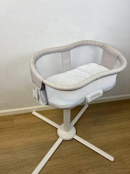 Shop Halo BassiNest Swivel Sleeper, Premiere Series at GoodBuy Gear