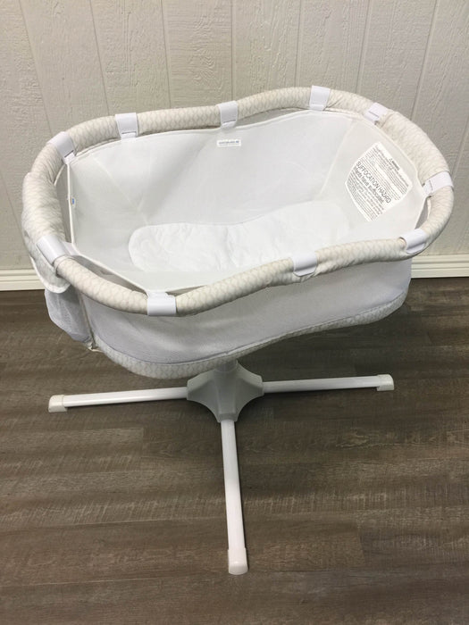Shop Halo Bassinest Swivel Sleeper at GoodBuy Gear