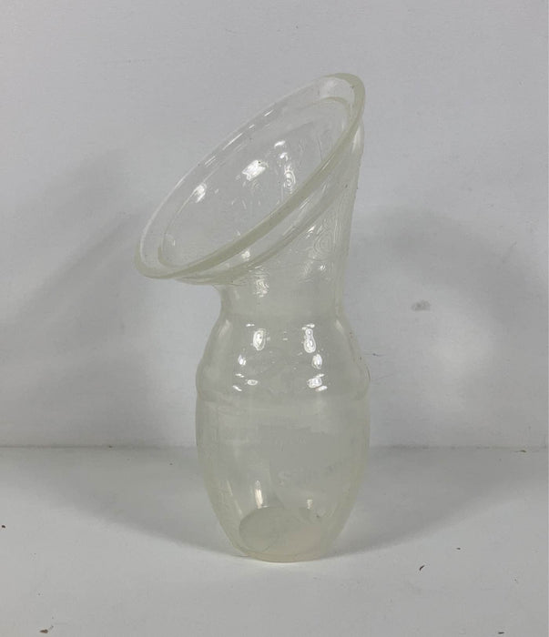 Shop Haakaa Manual Breast Pump at GoodBuy Gear