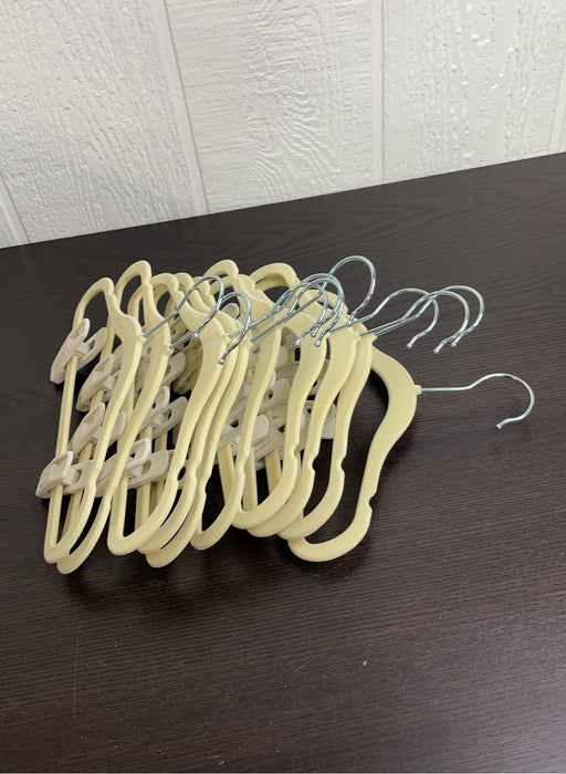 used BUNDLE Kid's Clothes Hangers