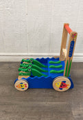 secondhand Melissa & Doug Chomp and Clack Alligator Push Toy
