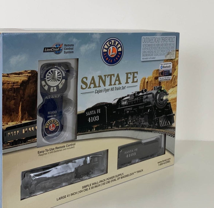 secondhand Lionel Polar Express Battery Operated Model Train Set with Remote Control