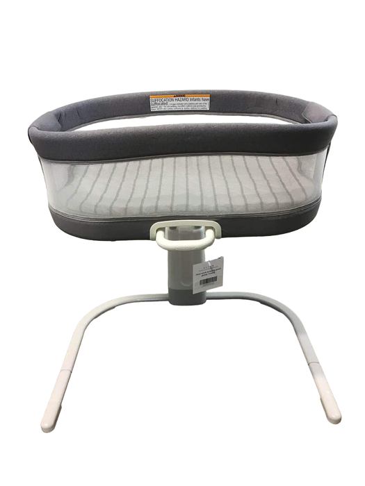 used Graco DreamMore Bedside Bassinet Deluxe With Calming Motion