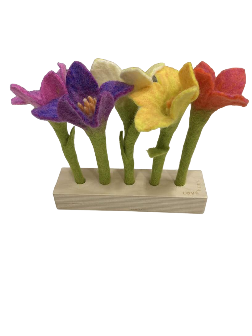 Lovevery Felt Flowers — GoodBuy Gear