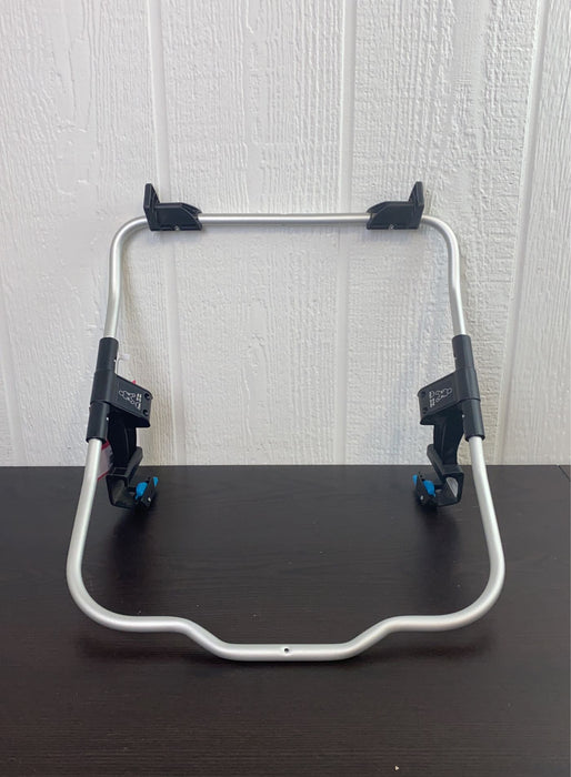 secondhand Thule Urban Glide Car Seat Adapter, For Chicco