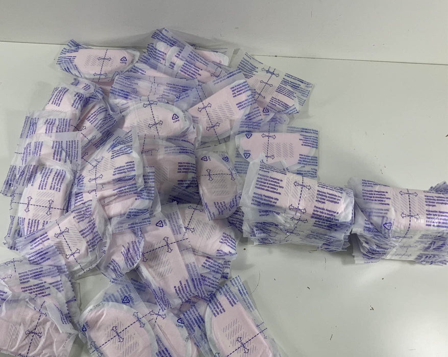 Shop Lansinoh Stay Dry Disposable Nursing Pads at GoodBuy Gear