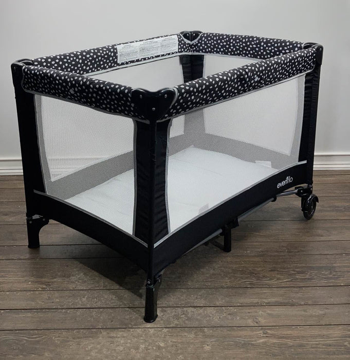 secondhand Evenflo Portable Classic BabySuite Playard