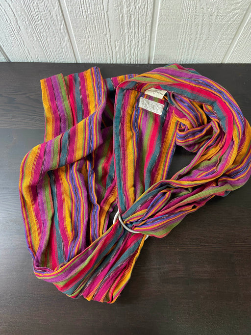 used Maya Wrap Lightly Padded Ring Sling Baby Carrier