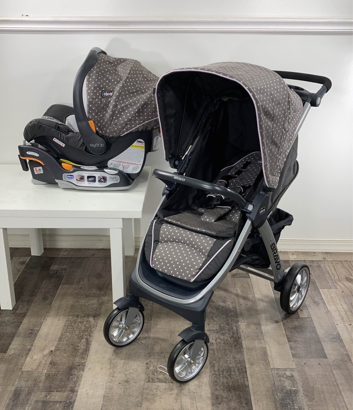 Chicco keyfit 30 2024 lilla travel system