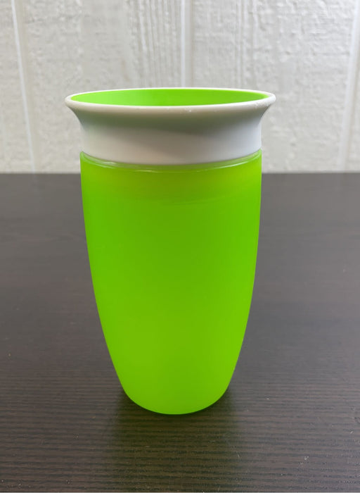 secondhand Munchkin Miracle 360 Sippy Cup