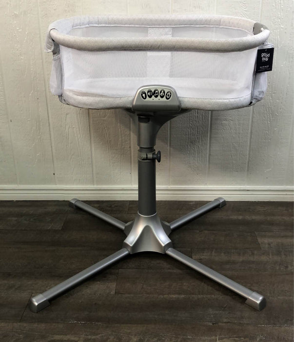 Shop Halo BassiNest Swivel Sleeper, Premiere Series at GoodBuy Gear