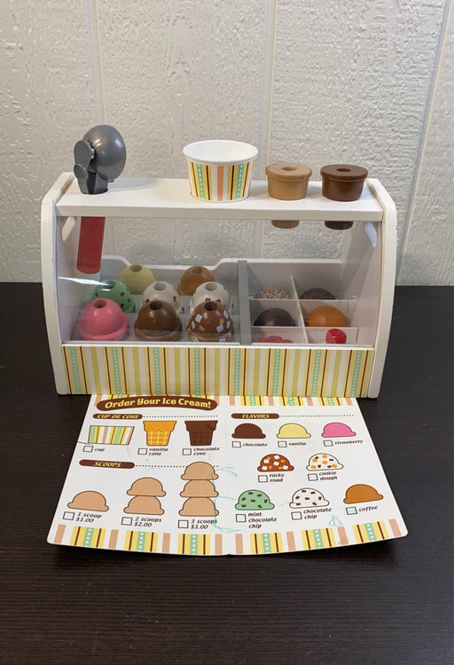 used Melissa & Doug Wooden Scoop & Serve Ice Cream Counter