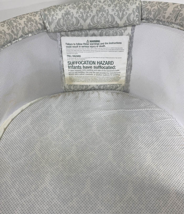 secondhand Halo BassiNest Swivel Sleeper, Premiere Series