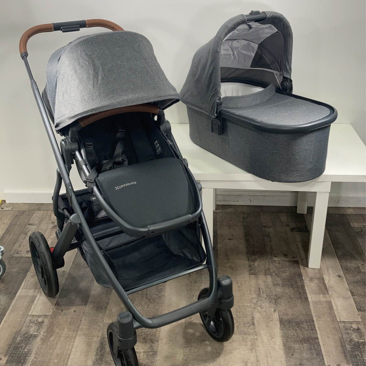 UPPAbaby VISTA V2 Stroller, 2022, Greyson (Charcoal Melange)