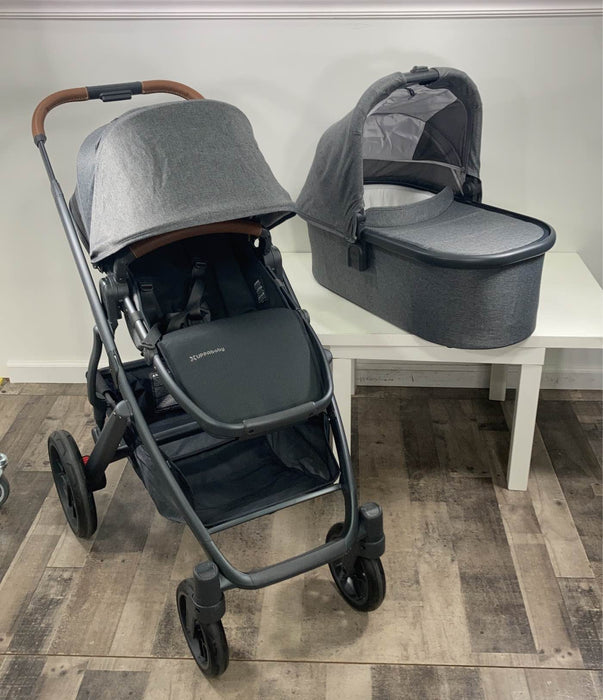 secondhand UPPAbaby VISTA V2 Stroller, 2022, Greyson (Charcoal Melange)