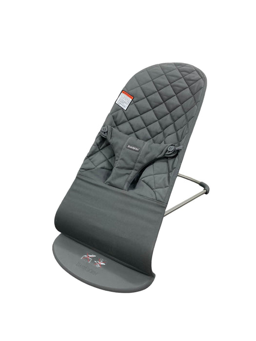 used BabyBjorn Bouncer Bliss, Dark Gray Frame, Anthracite Cotton Classic Quilt