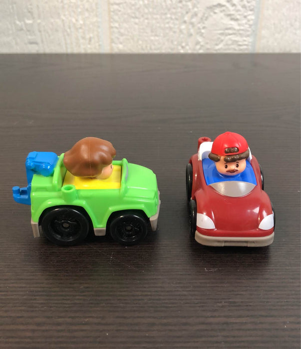 Fisher Price Little People Helpful Neighbors Wheelie Garage