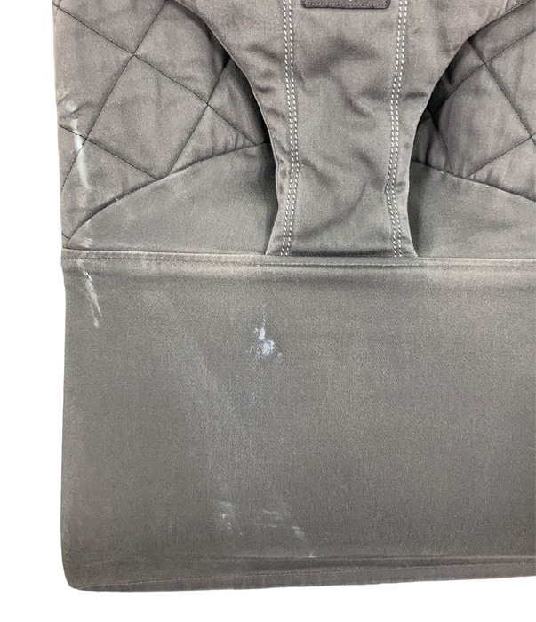 used BabyBjorn Bouncer Bliss, Dark Gray Frame, Anthracite Cotton Classic Quilt