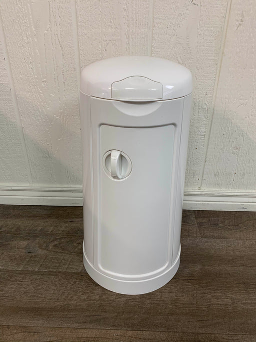 used Munchkin Diaper Pail