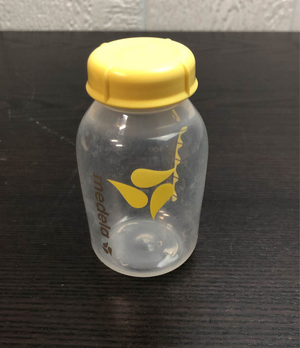 Shop Medela Harmony Manual Breast Pump at GoodBuy Gear