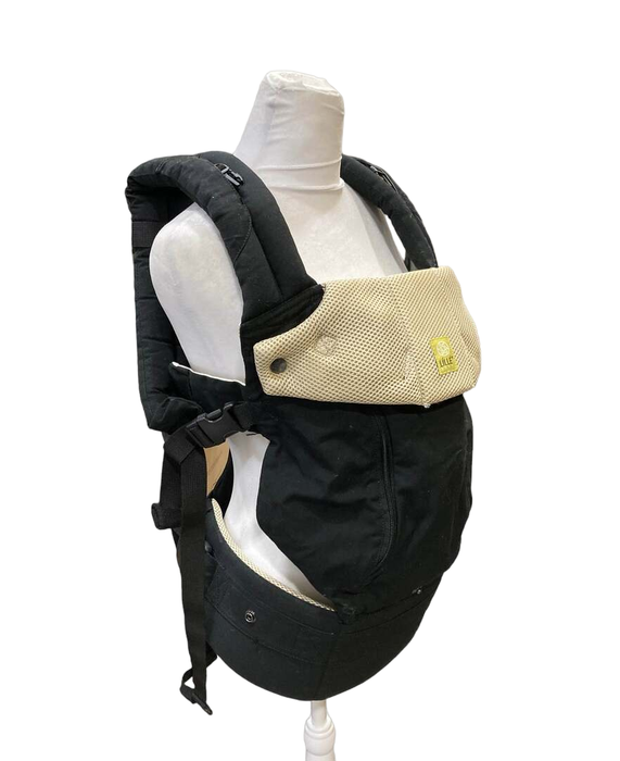 Shop Lillebaby Complete All Seasons Baby Carrier, Black at GoodBuy Gear