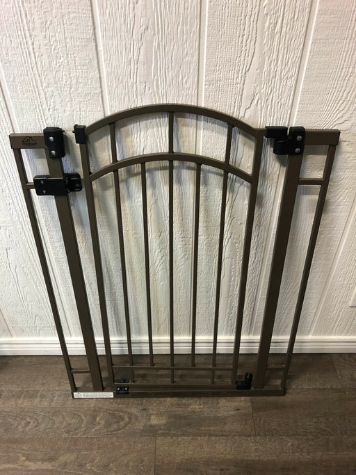 secondhand Summer Infant Multi-Use Deco Walk Through Gate