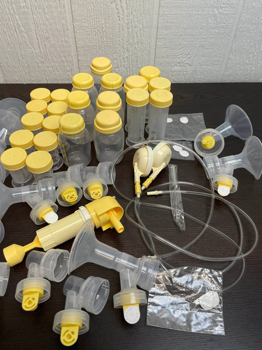 Shop BUNDLE Medela Accessories at GoodBuy Gear