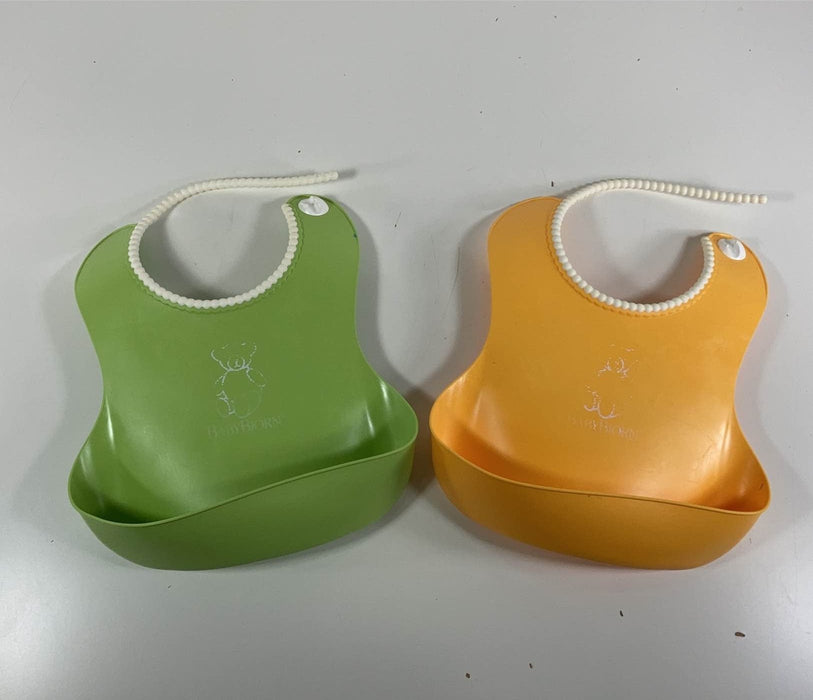 used BabyBjorn Bib Set, 2 Pack