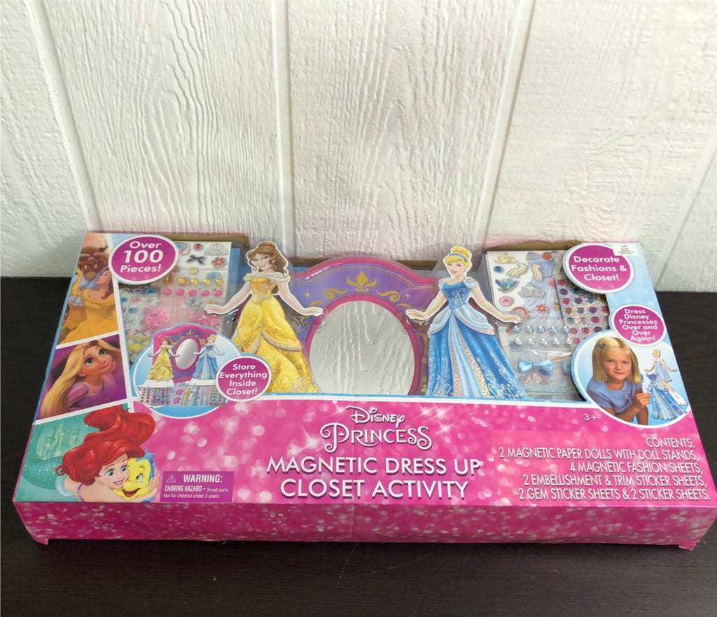 4M Princess Magnetic Dress Up Closet Activity