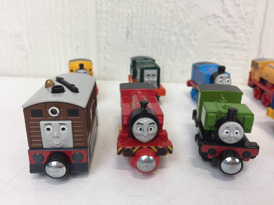 secondhand BUNDLE Thomas and Friends Trains, Take-n-Play