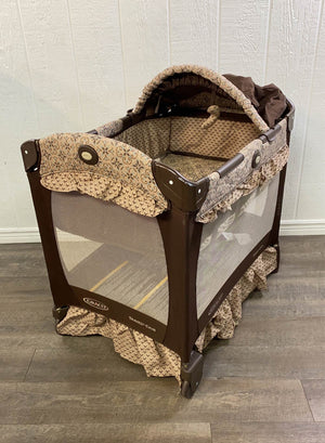 Graco lauren sale travel lite