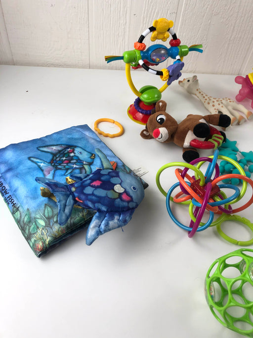 secondhand BUNDLE Grasping Toys