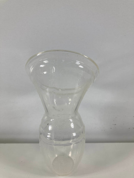 Shop Haakaa Manual Breast Pump at GoodBuy Gear