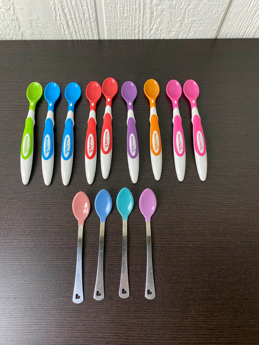 used BUNDLE Feeding Accessories, Munchkin Spoons