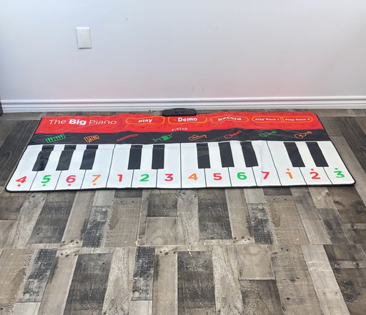 used FAO Schwarz The Big Piano