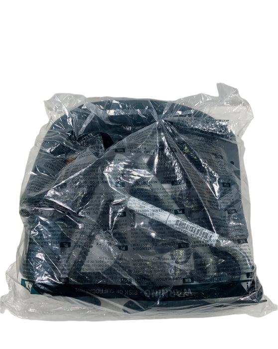 Shop Inglesina Fast Table Chair, Dark Green at GoodBuy Gear