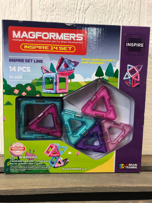 used Magformers Building Set, 14 Piece Set