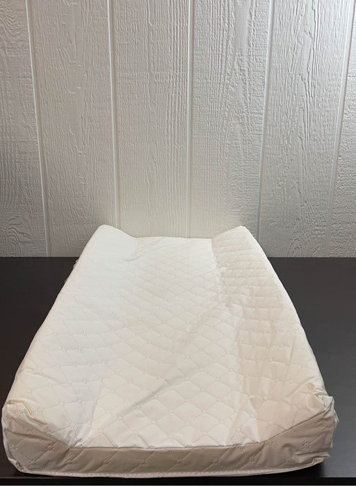 Shop Summer Infant Contoured Changing Pad at GoodBuy Gear