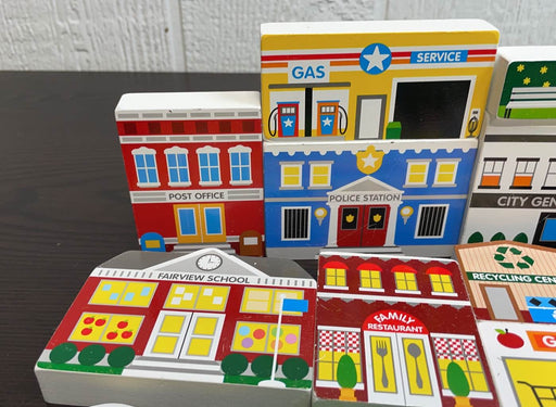 secondhand Melissa & Doug Wooden Town Playset