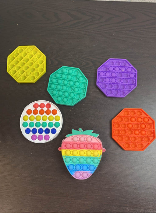 used BUNDLE Pop It’s