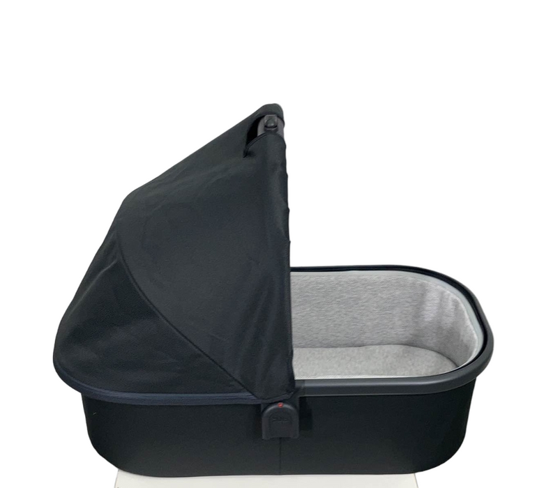Shop UPPAbaby V2 Bassinet, Jake (Charcoal) at GoodBuy Gear