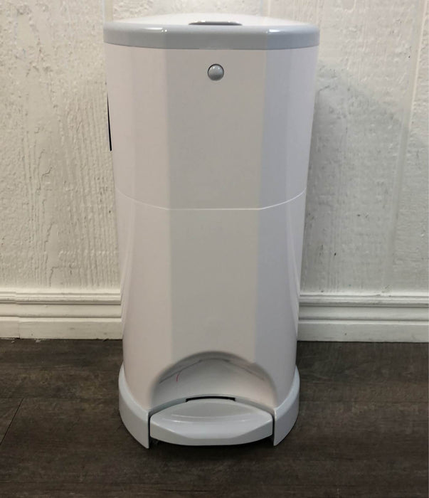 Shop Diaper Dekor Classic Diaper Pail, White at GoodBuy Gear