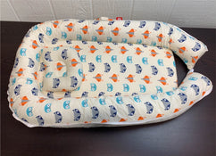 used Newborn Lounger