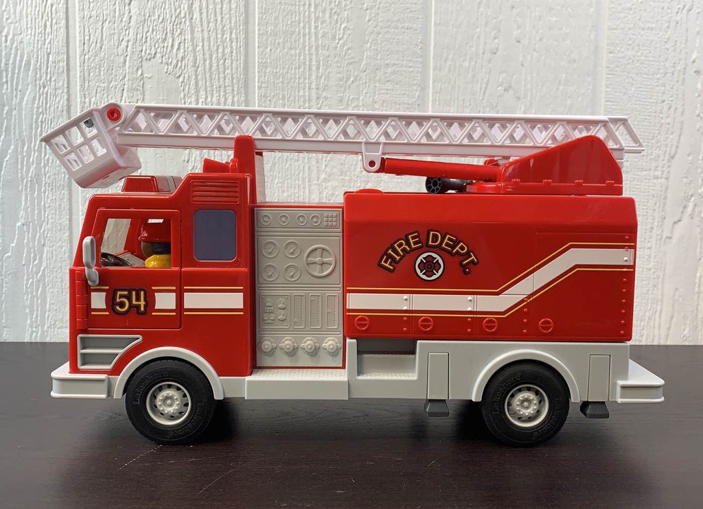 Lakeshore Real-Action Fire Engine