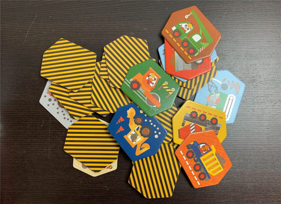 secondhand Petit Collage Memory Game, Construction
