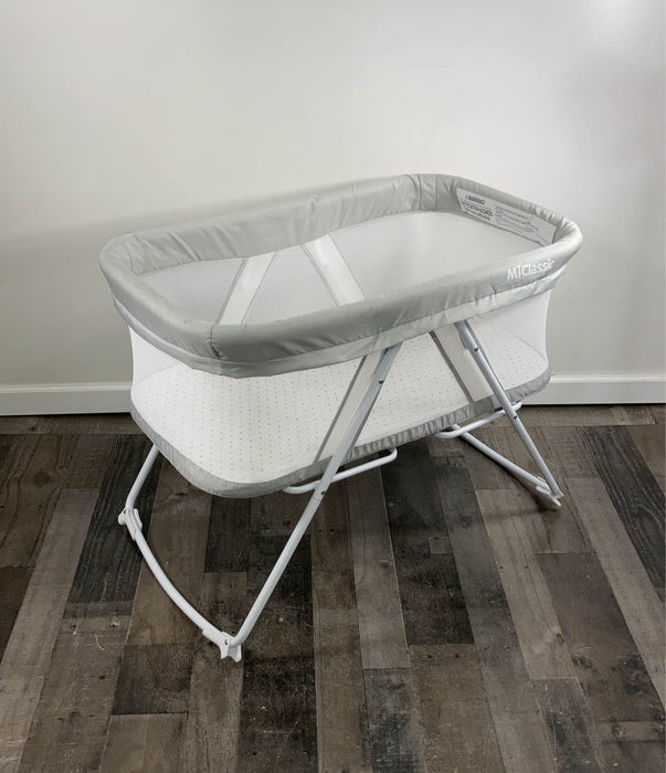 used MiClassic Rocking Bassinet One-second Fold Travel Crib