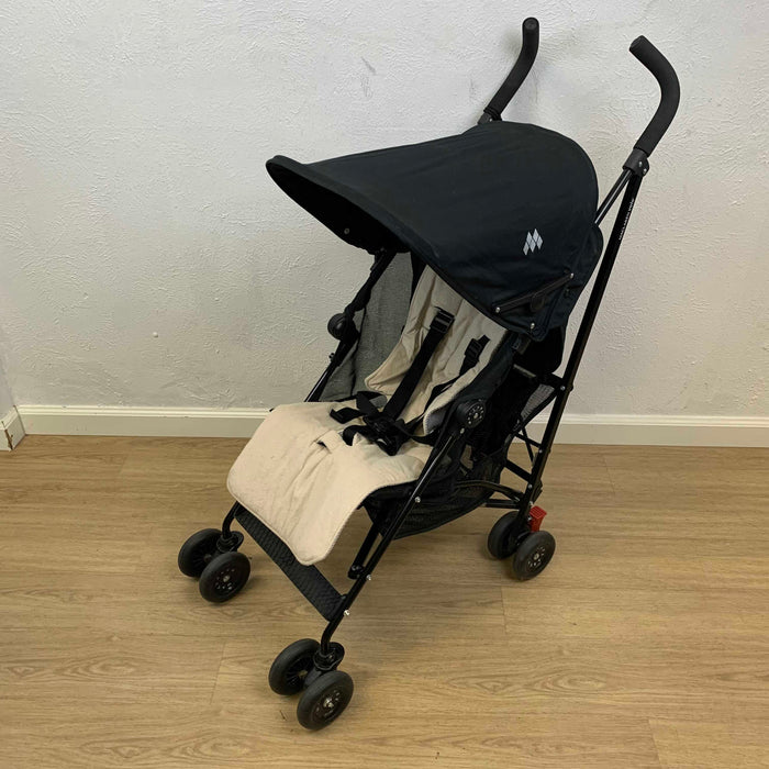 used MacLaren Volo Stroller