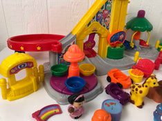 secondhand Fisher Price Little People Sets